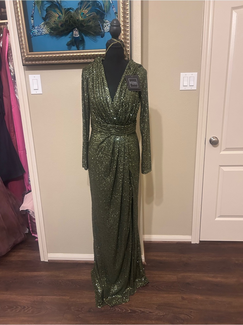 Elegant Olive Sequin Long Sleeve Evening Gown